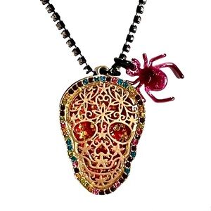 ☯️ Betsey Johnson Sugar Skull Necklace